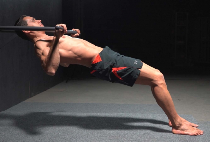 ungekehrter-liegestuetz_beine-abgewinkelt-1